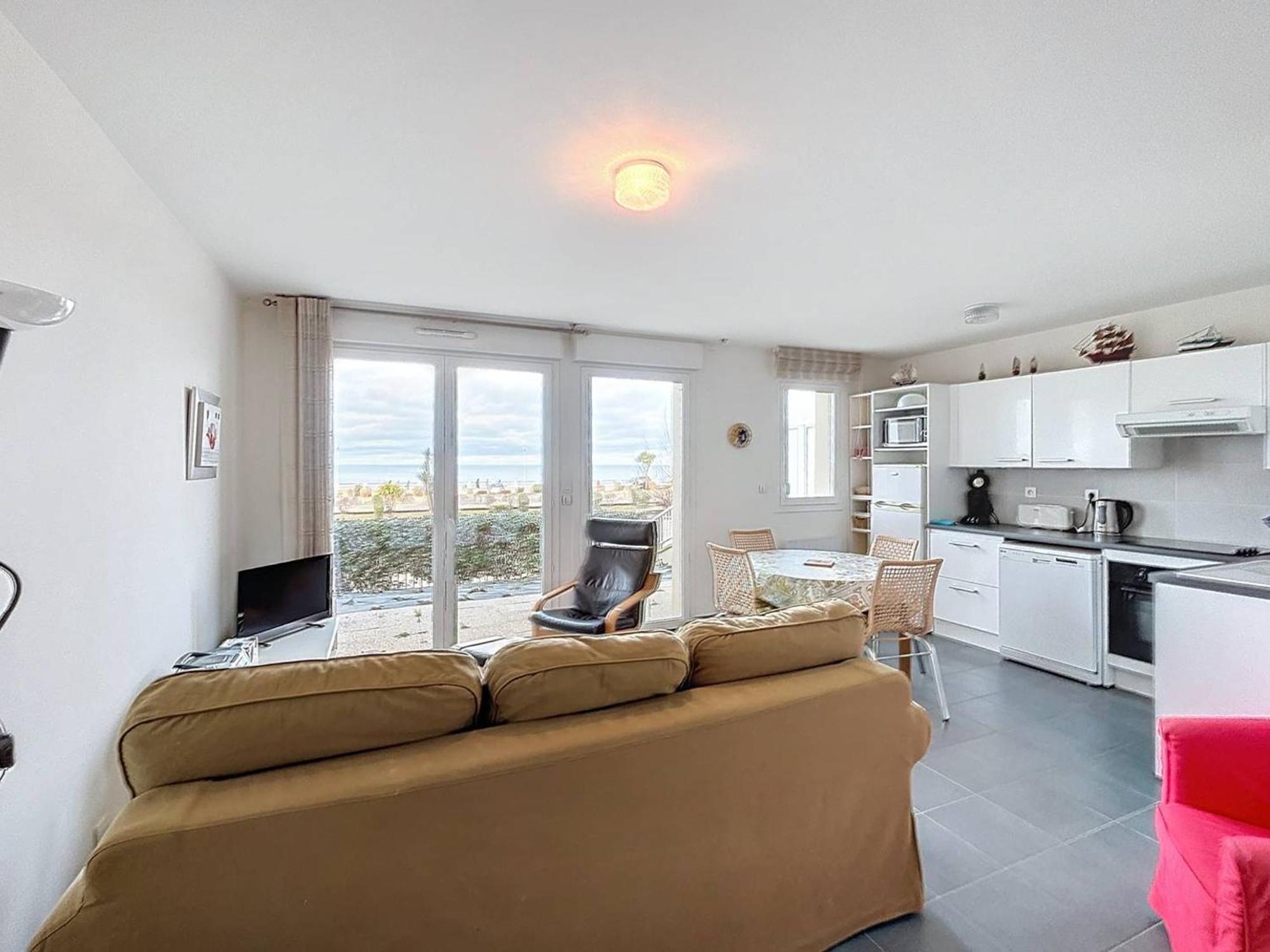 Appartement Rez-De-Jardin, Front De Mer, 4 Pers, Calme, Wifi Gratuit - Fr-1-465-46 Мервил-Франсвил-Плаж Екстериор снимка